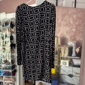 Elegant Black and White Patterned Dress